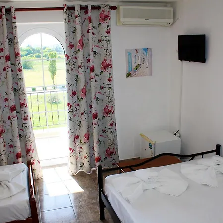 Adriani Hotel 2*